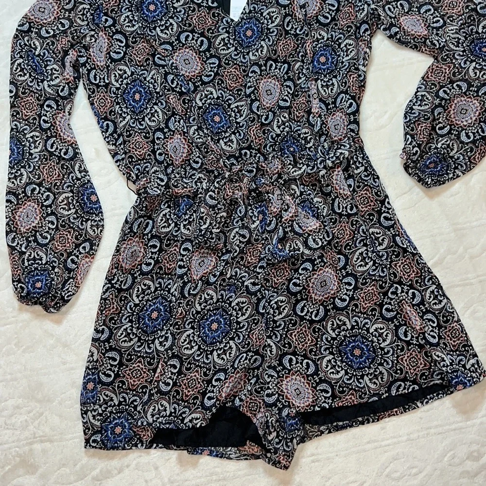 BB DAKOTA romper - nwt‎ - Picture 2 of 5